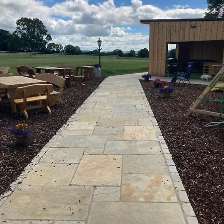 Ferienhaus Knockreagh Farm Mountain Or Cedar Views Kilkenny