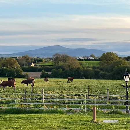 Knockreagh Farm Mountain Or Cedar Views Tatil Evi