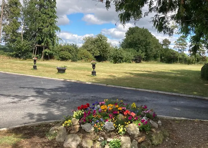 Knockreagh Farm Mountain Or Cedar Views *